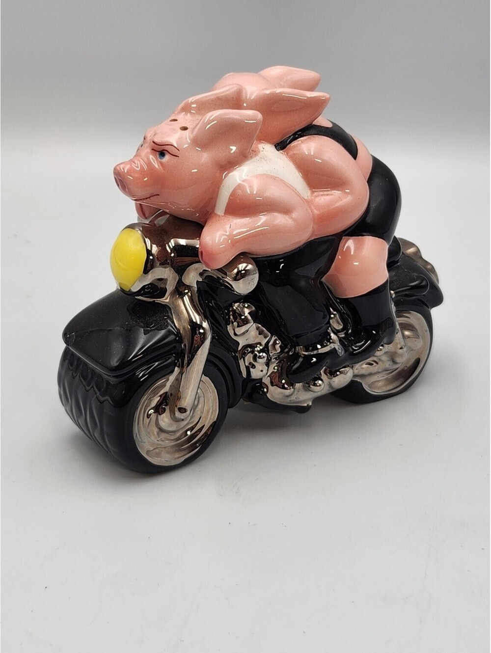 Biker Pig Salt & Pepper Shakers Motorcycle Hog Figurine Ceramic Kitchen Decor B1